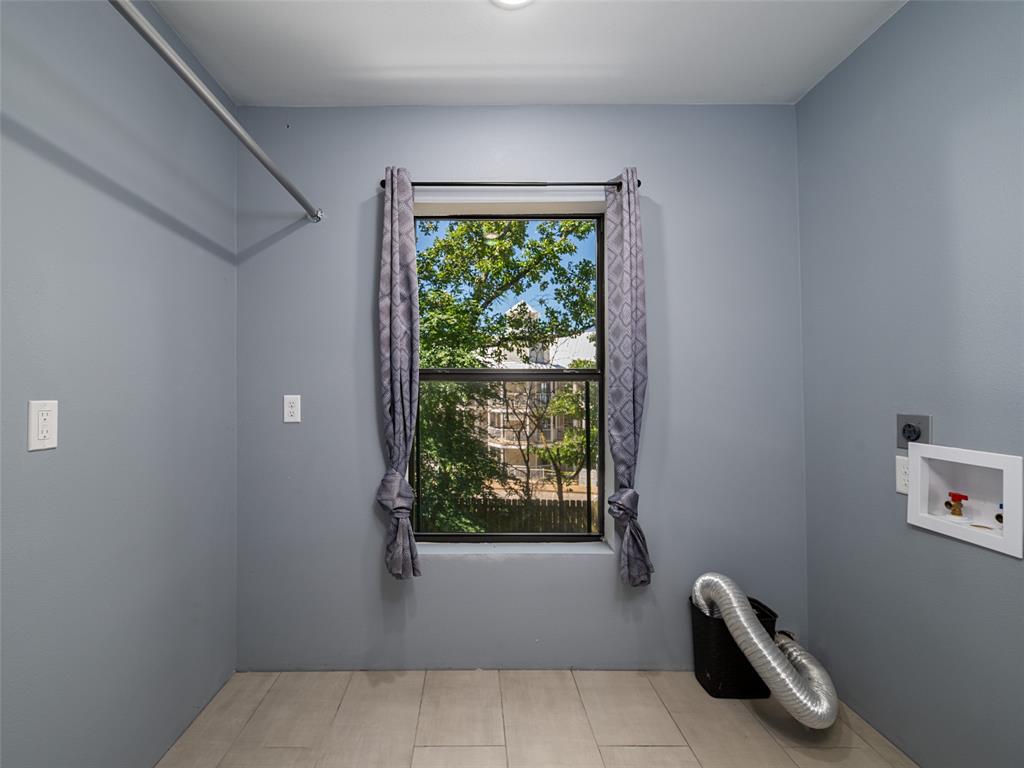 Lookout Village - Residential