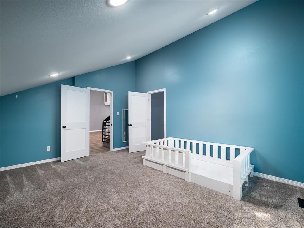 Lookout Village - Residential