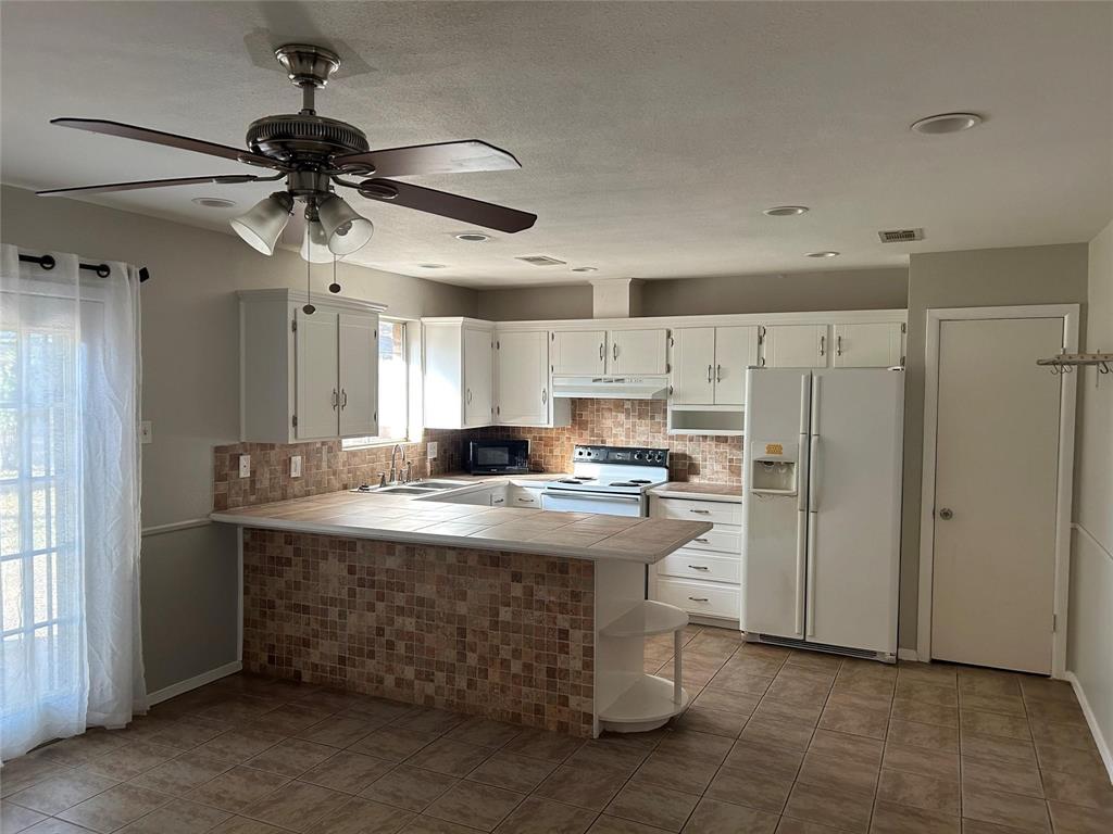 Claremont Add 06 Instl - Residential Lease