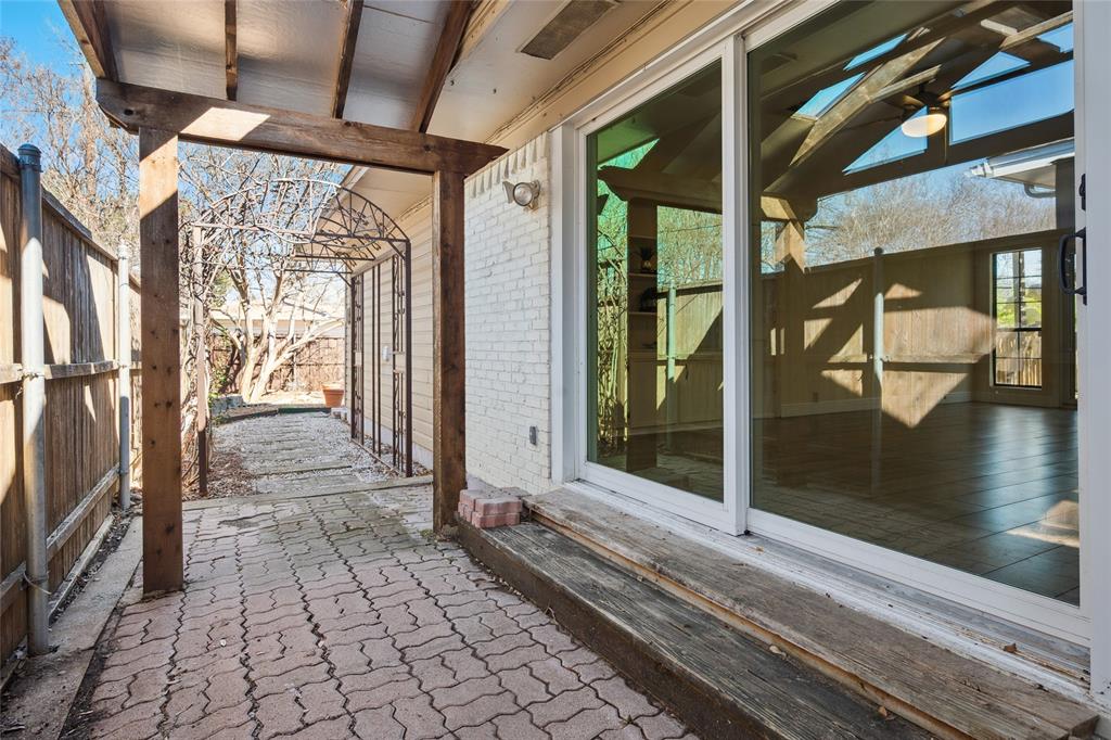 University Terrance Add - Residential