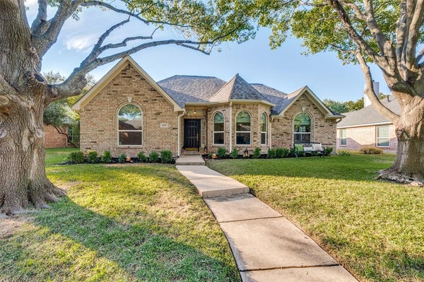 8217 PRESIDIO DR, FRISCO, TX 75033 - Image 6b9ba49c988f2b561068c19fc46eb7d6/3850223148