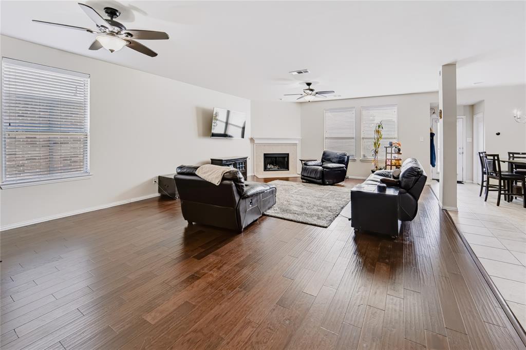 513 Highland Fairway Lane