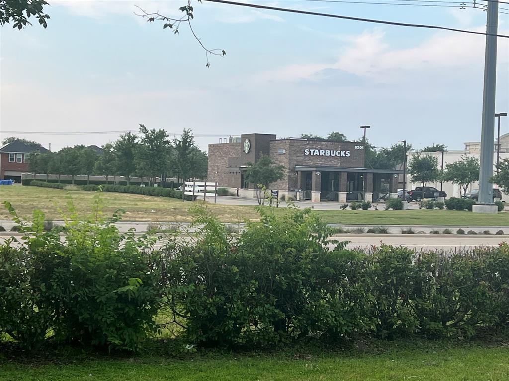 James Saunders Abstact - Land