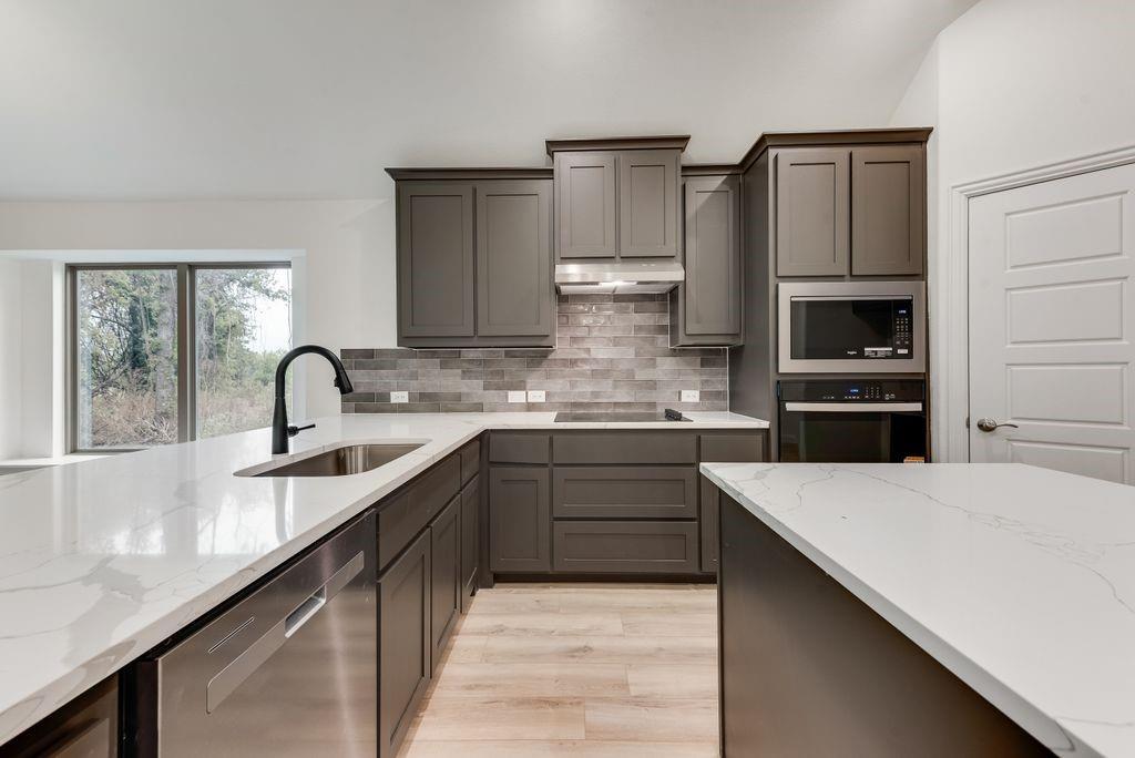 Arbor Oaks - Residential