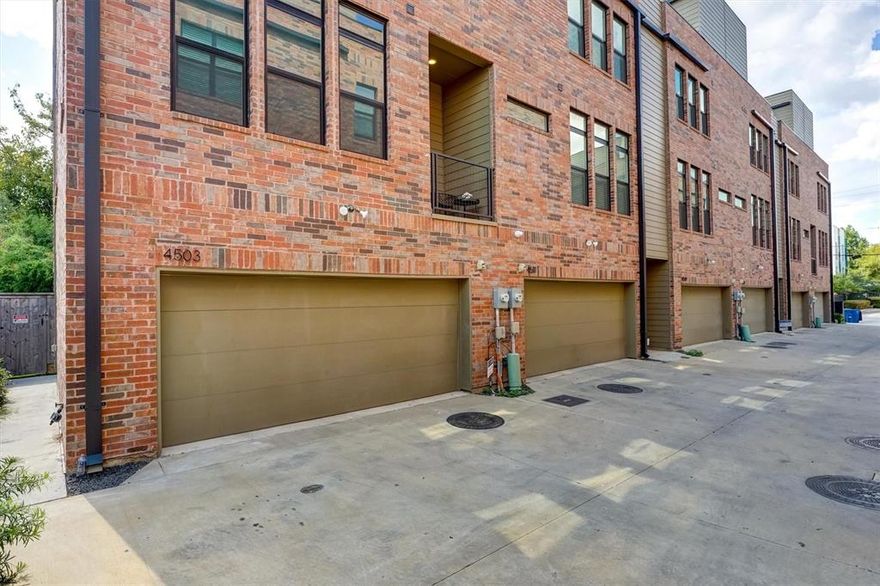 Exceptional corner unit, lock and leave townhome in the heart of Dallas offering the ultimate blend of luxury, convenience, and style. This light, bright, and modern home invites you to relax and make it your own. Downstairs bedroom with an ensuite bathroom provides a flexible space perfect for a home office or guest room. Dual primary suites upstairs are designed for comfort and privacy, each offering generous closet space. The chef’s kitchen is a culinary dream with eat-in breakfast bar, abundant cabinet space, gas cooktop, and stainless steel appliances, ideal for both everyday meal prep and entertaining. Light hardwood floors and custom powered blinds add a touch of elegance throughout. Garage equipped with an EV outlet, perfect for your electric vehicle. Relax on the rooftop patio, where you can unwind and soak in breathtaking views of the Dallas skyline. Perfectly located near downtown, the Design District, the Medical District, and DNT, this home provides seamless access to the best of Dallas living!

Landlord pays HOA dues.