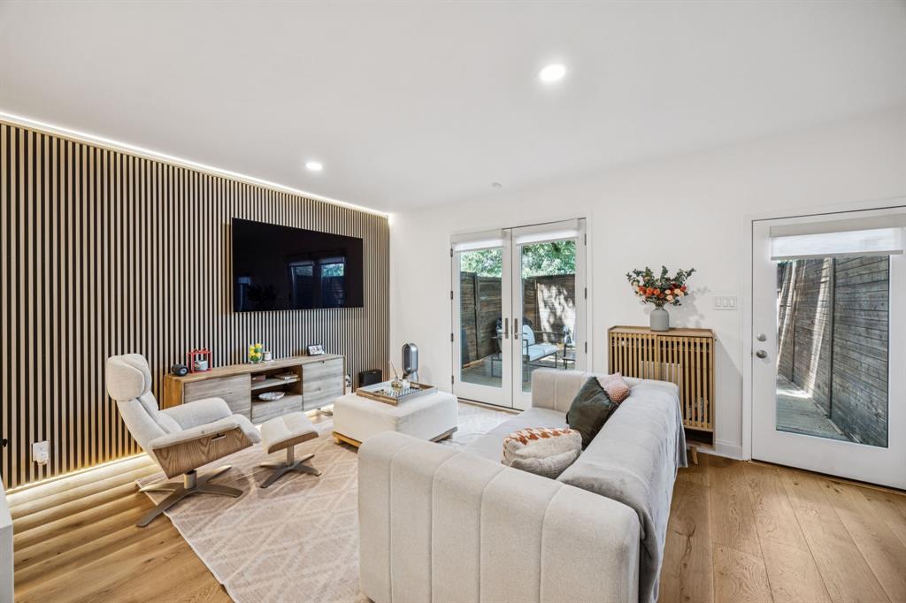 7404 W Northwest Highway 5