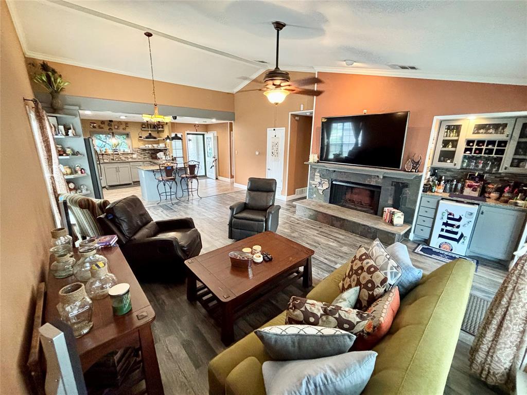 Hollywood Add - Residential