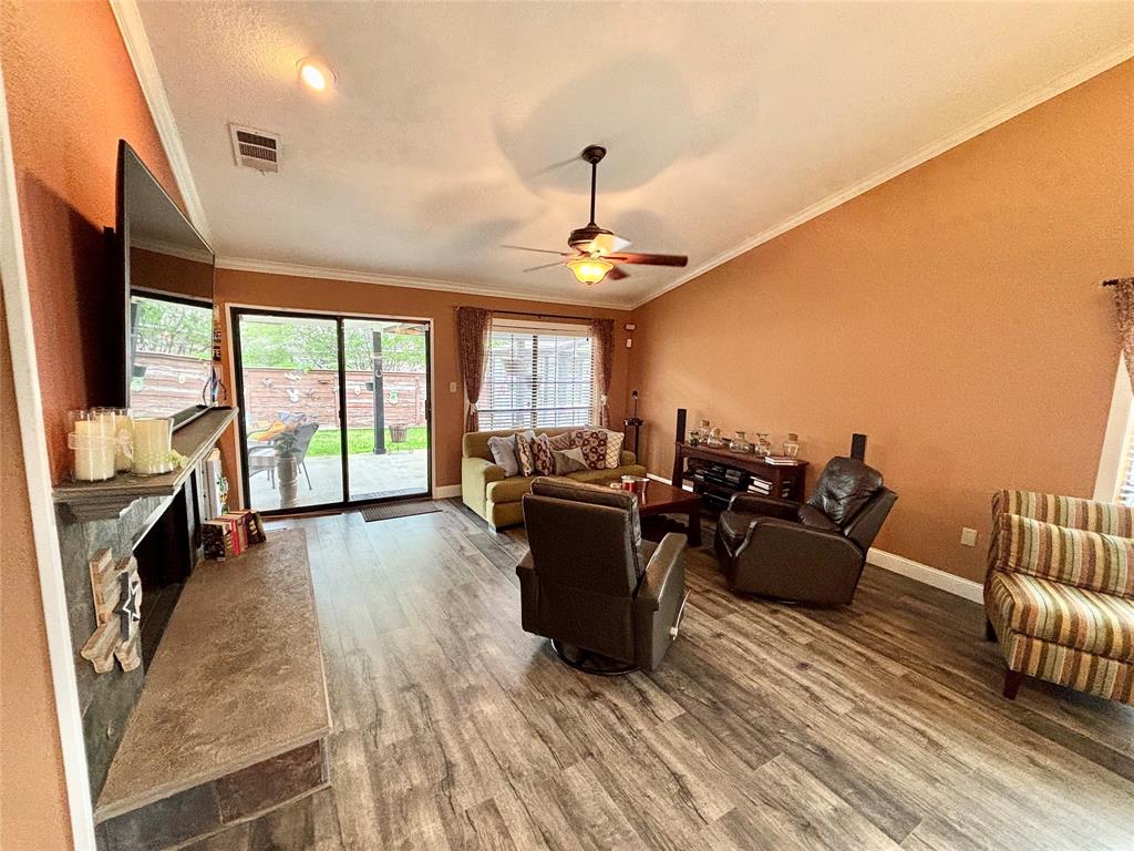 Hollywood Add - Residential