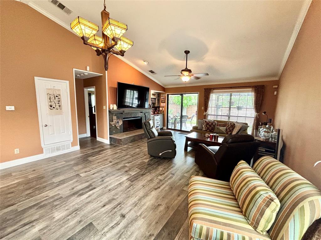 Hollywood Add - Residential