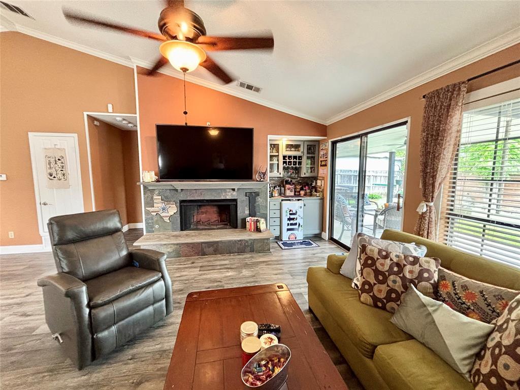 Hollywood Add - Residential