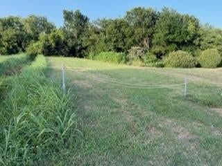 891 Lakeside Drive
