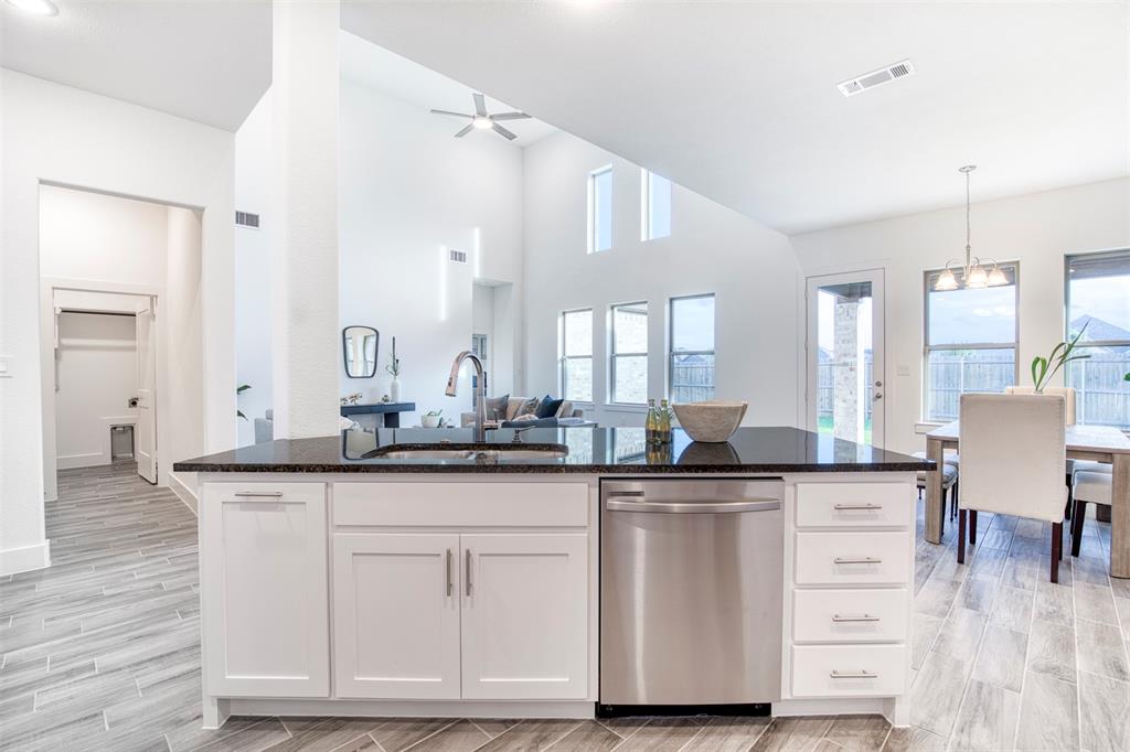 Mustang Place-Ph II - Residential