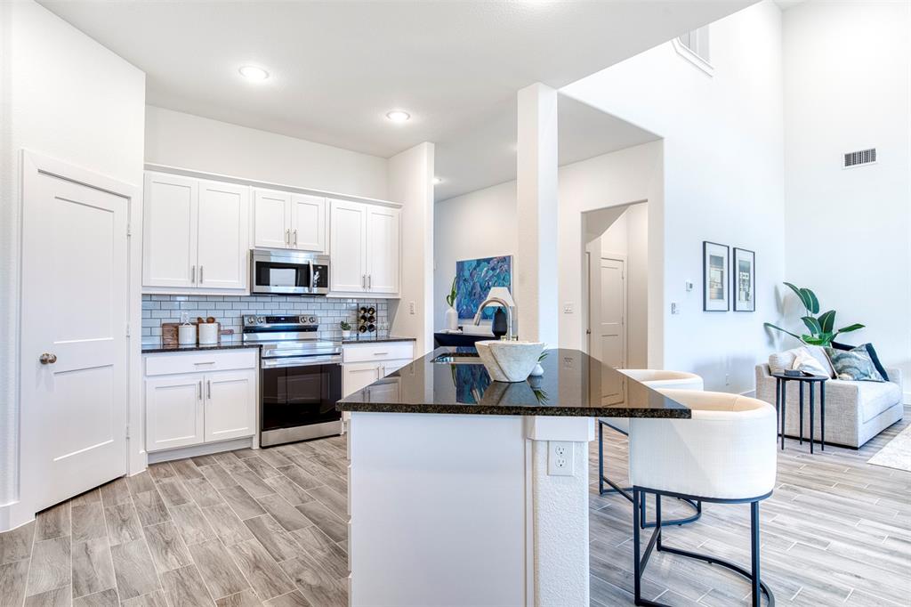 Mustang Place-Ph II - Residential