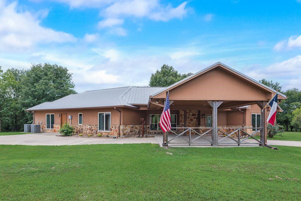 525 SE County Road 2218
