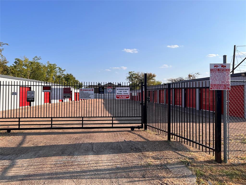 3818 N Town East Boulevard