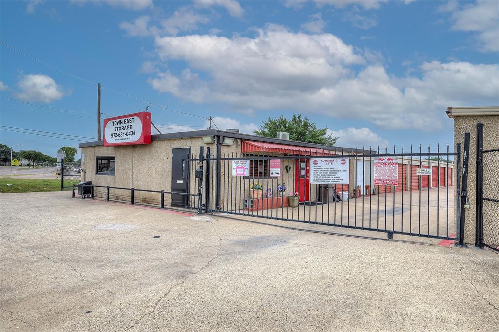 3818 N Town East Boulevard