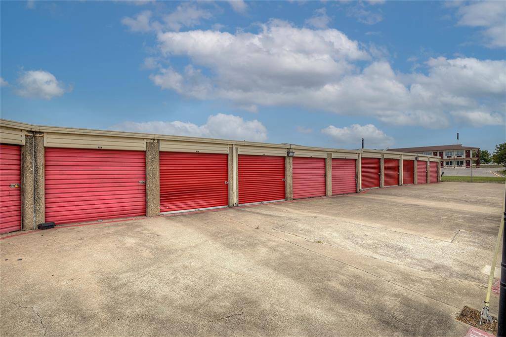 Town East Estates - Commercial Sale