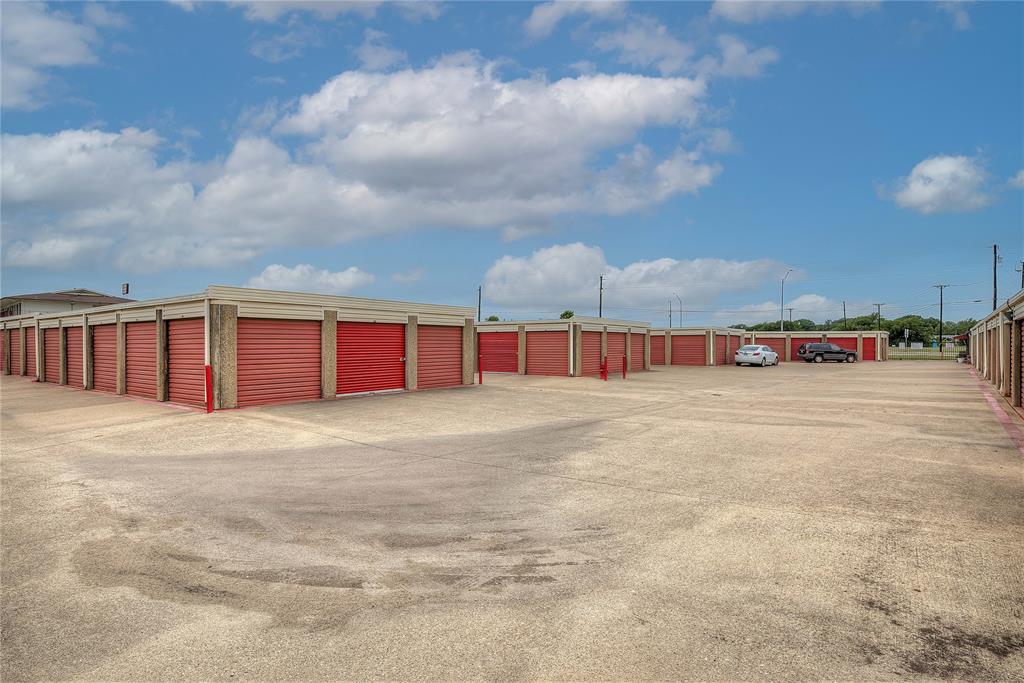 Town East Estates - Commercial Sale