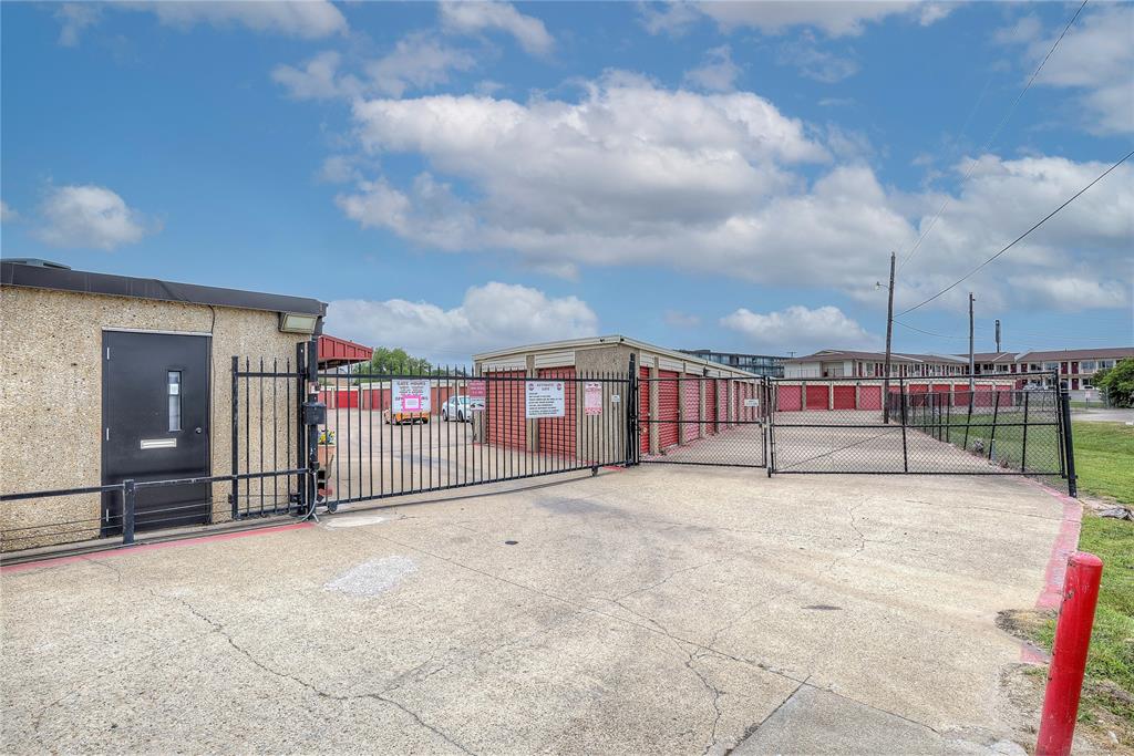 Town East Estates - Commercial Sale