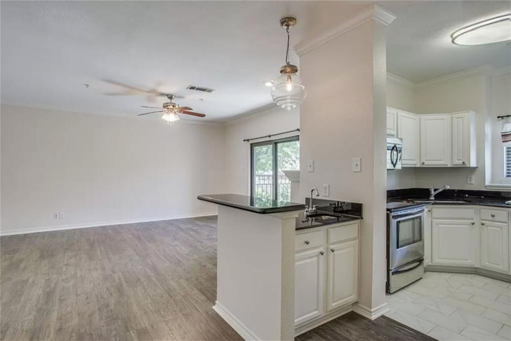 6006 Auburndale Avenue C