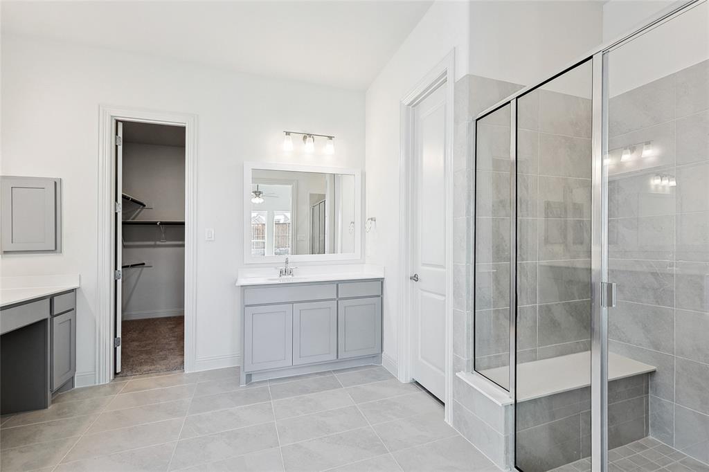 Lakeshore Bluffs - Residential