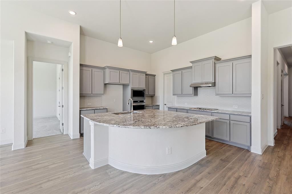 Lakeshore Bluffs - Residential