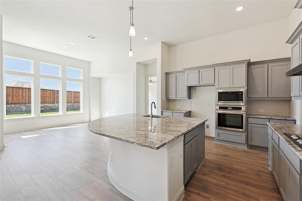 Lakeshore Bluffs - Residential