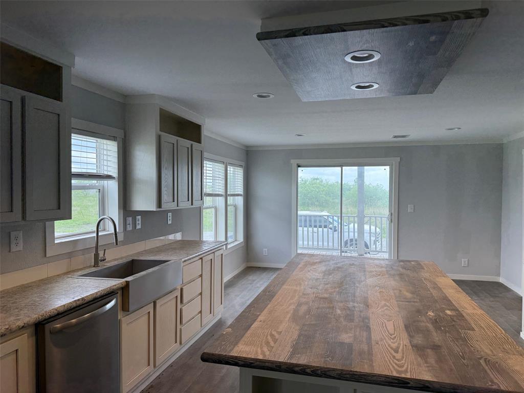 5937 County Road 1017