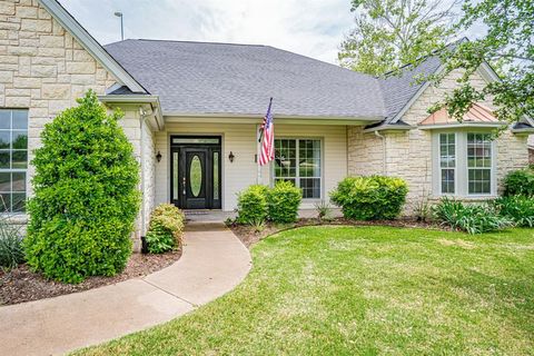 A home in Granbury