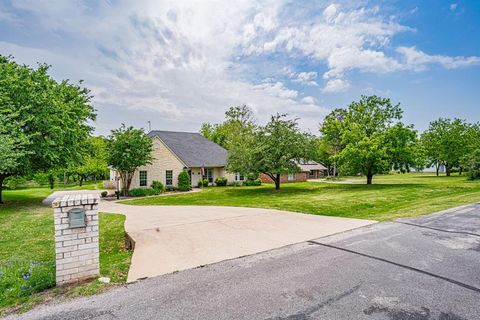 A home in Granbury