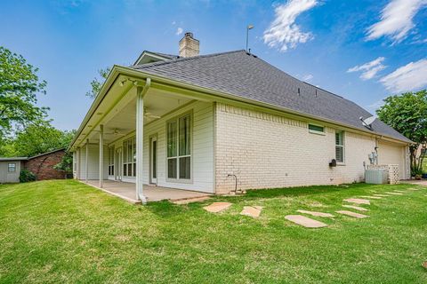 A home in Granbury