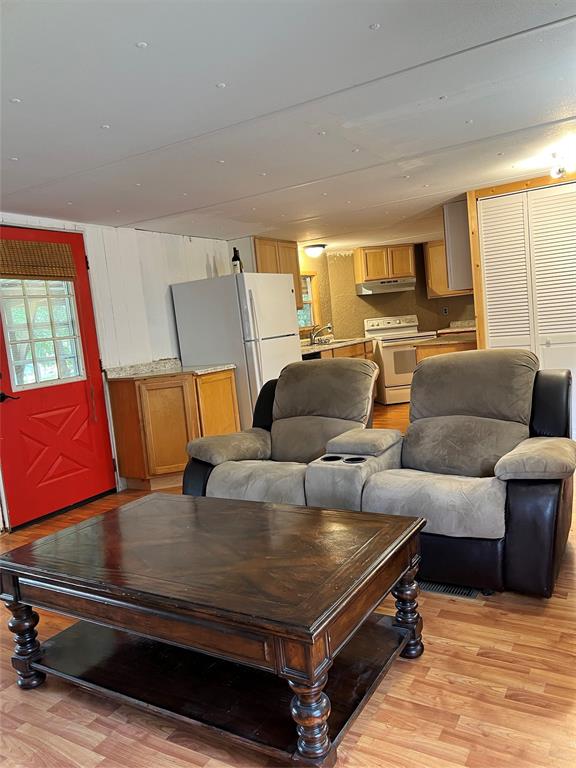 2334 Sanbar Road 46