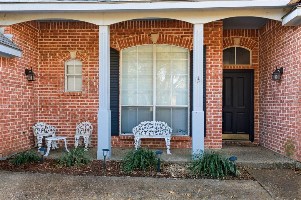 Tiverton Oaks Estates - Residential