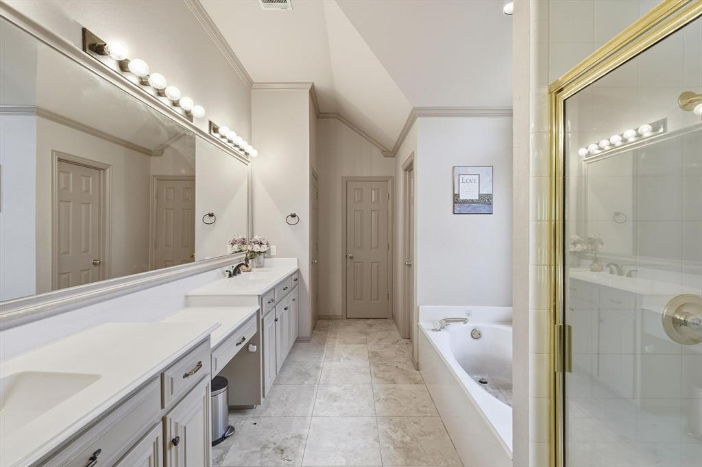 Tiverton Oaks Estates - Residential