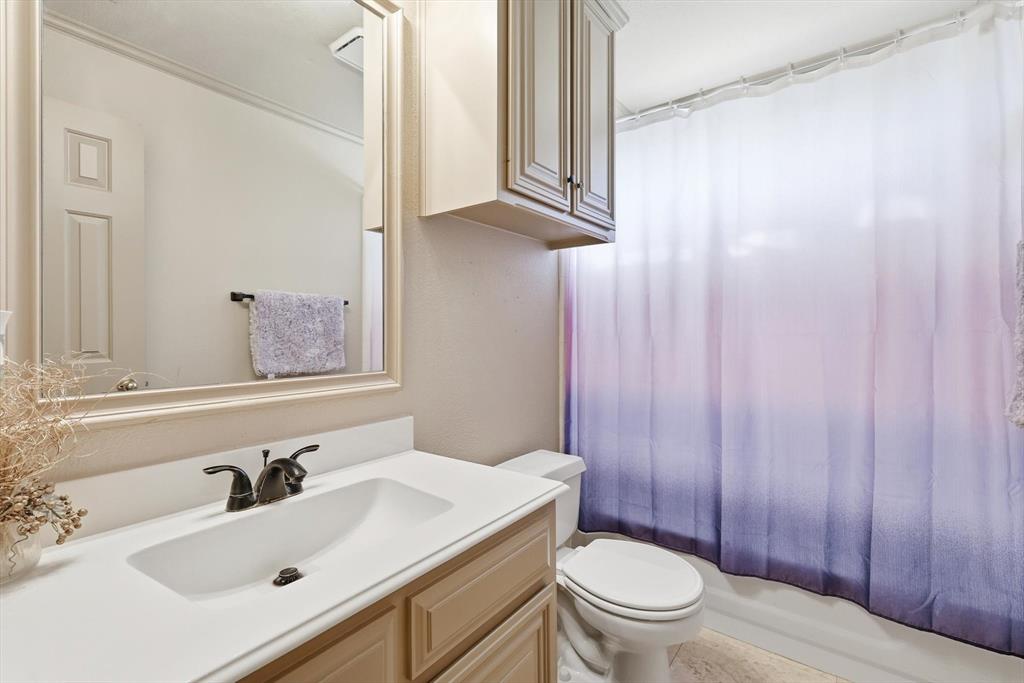 Tiverton Oaks Estates - Residential