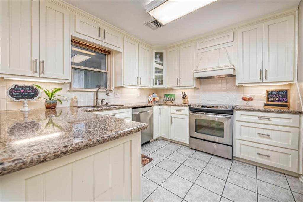 Harris Creek Country Estates - Residential