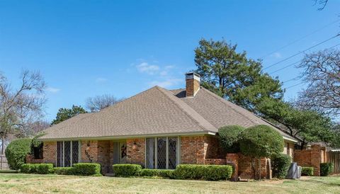 10017 Lost Oak Ridge Drive Woodway TX 76712