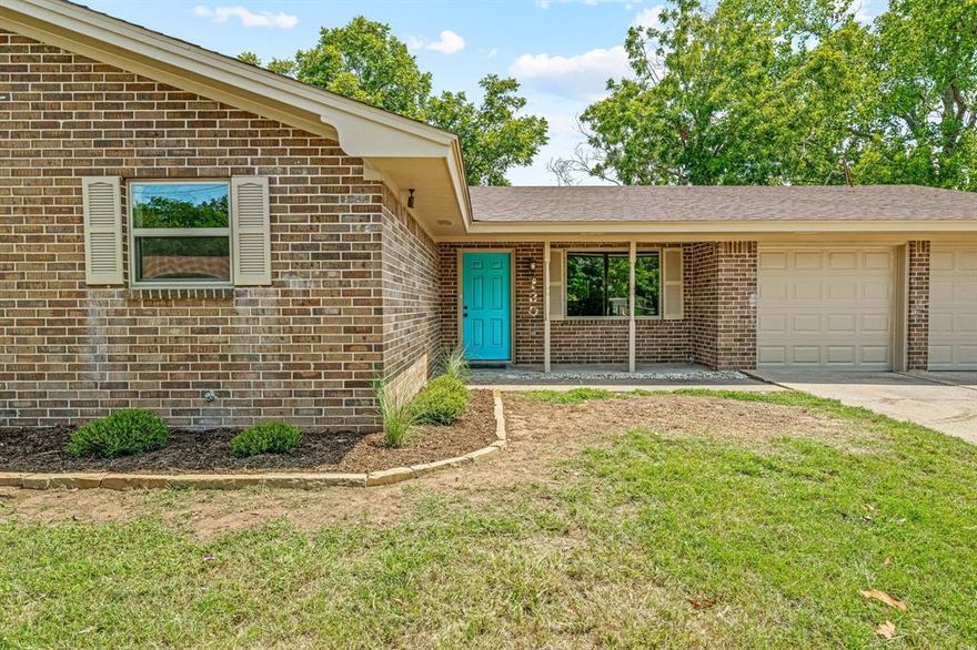 Step into this beautifully remodeled 3-bedroom, 2-bath home, where modern elegance meets comfort. Every detail has been carefully considered, from the new doors to the fresh interior and exterior paint, creating a move-in-ready haven. Stunning kitchen, featuring sleek quartz countertops and sparkling stainless steel appliances. Updated fixtures and finishes throughout the home add a touch of sophistication, while the luxury wood-look vinyl plank flooring provides both beauty and durability. This home offers a perfect blend of style and functionality, ideal for anyone looking for a fresh start. With its complete remodel and thoughtful upgrades, it’s ready to welcome you home. Ideally situated in a sought-after neighborhood. Enjoy the ease of access to local amenities, schools, and parks, making daily life a breeze. Nestled in a friendly community, this home offers a welcoming atmosphere and a sense of belonging. This is more than just a house it's home; a place to create lasting memories in a prime location. Don't miss the opportunity to make this wonderful property yours.