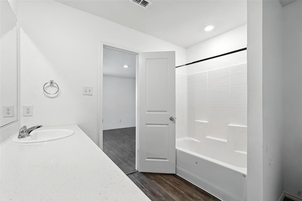 Bridgewater Ph 1b - Residential Lease