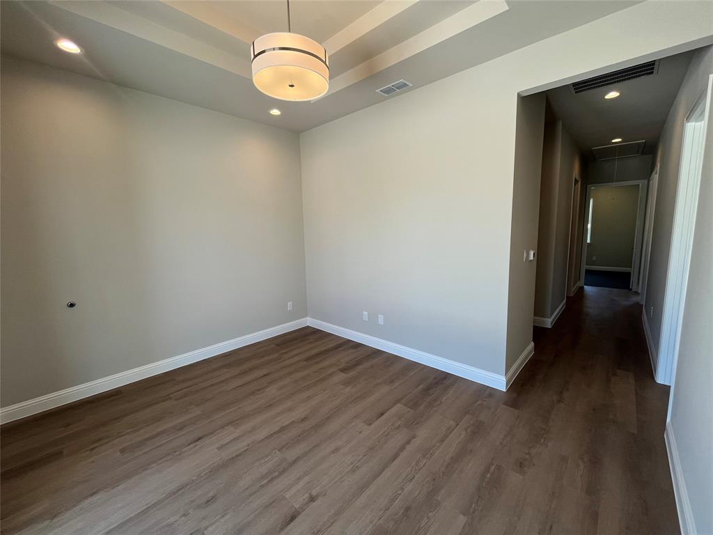 (N13386) COLLIN RIDGE OFFICE PARK - Commercial Lease