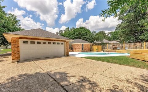 A home in Shreveport