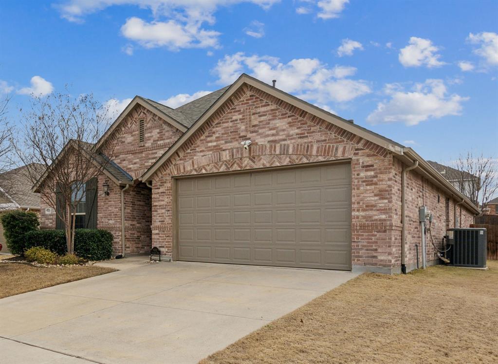 8332 Trickham Bend