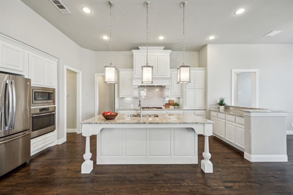 6313 Savannah Oak Trail