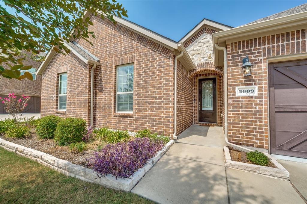3609 Cimarron River Drive