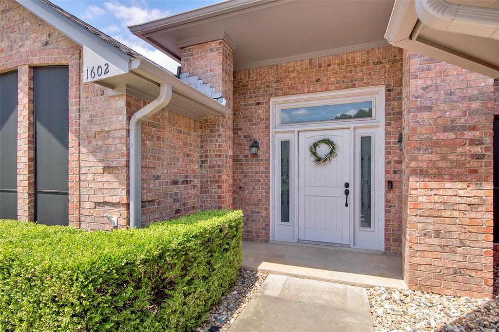 1602 Archer Circle