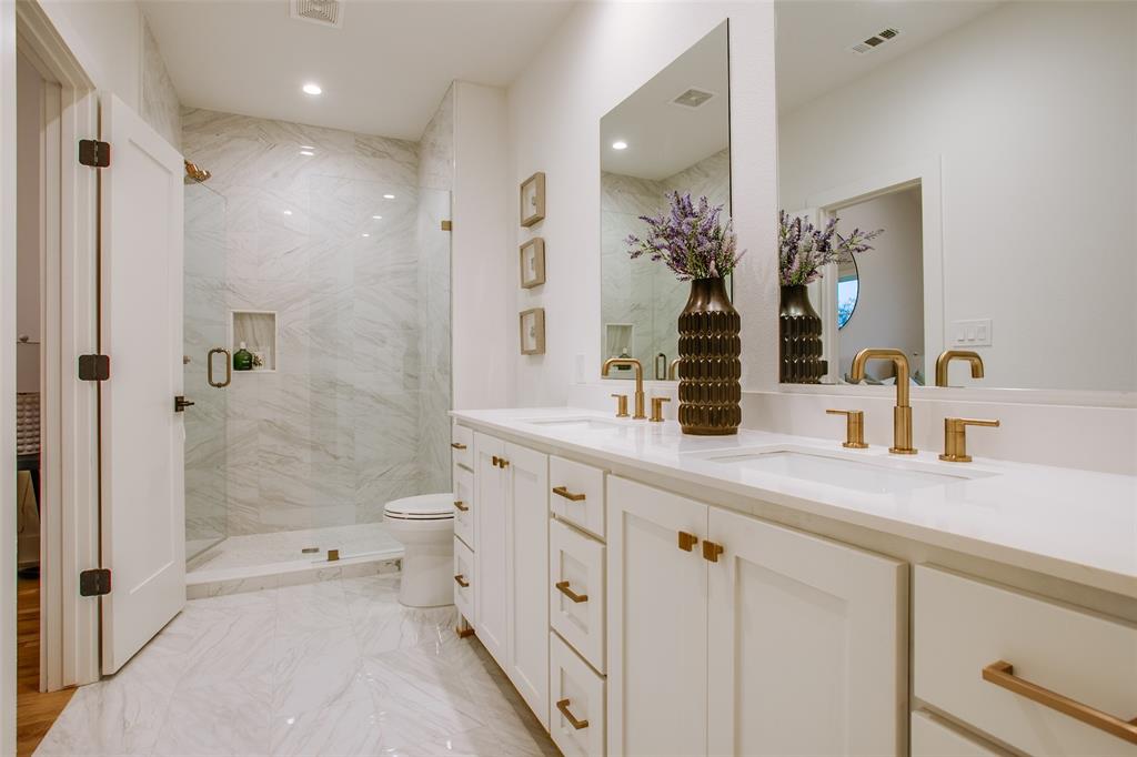 Lakeside - Residential