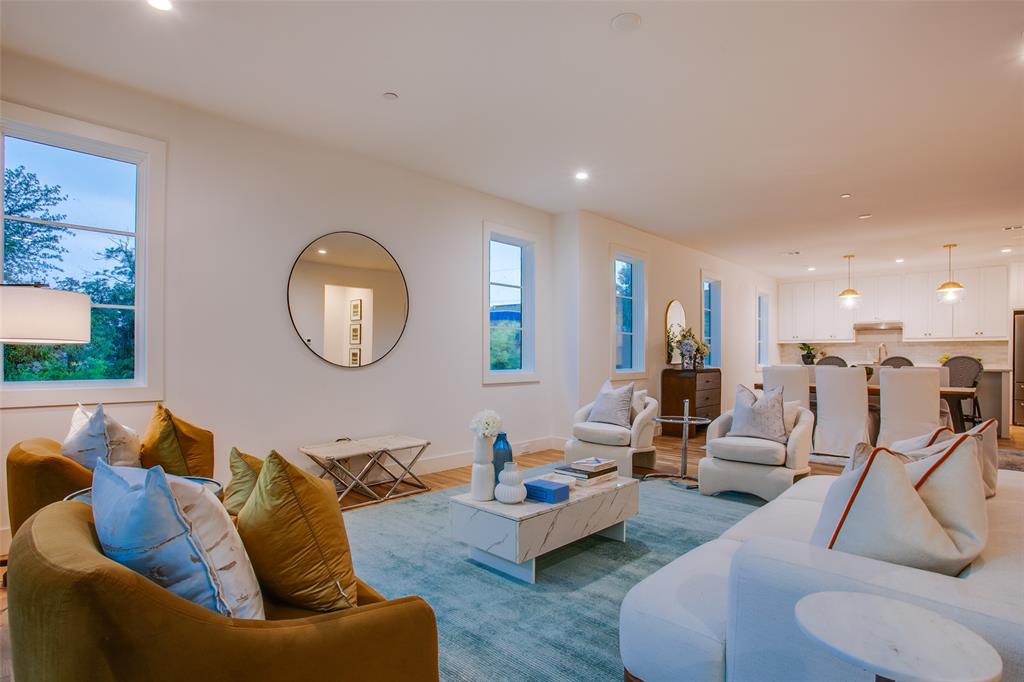 Lakeside - Residential