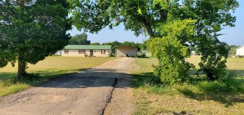 A home in Lone Oak