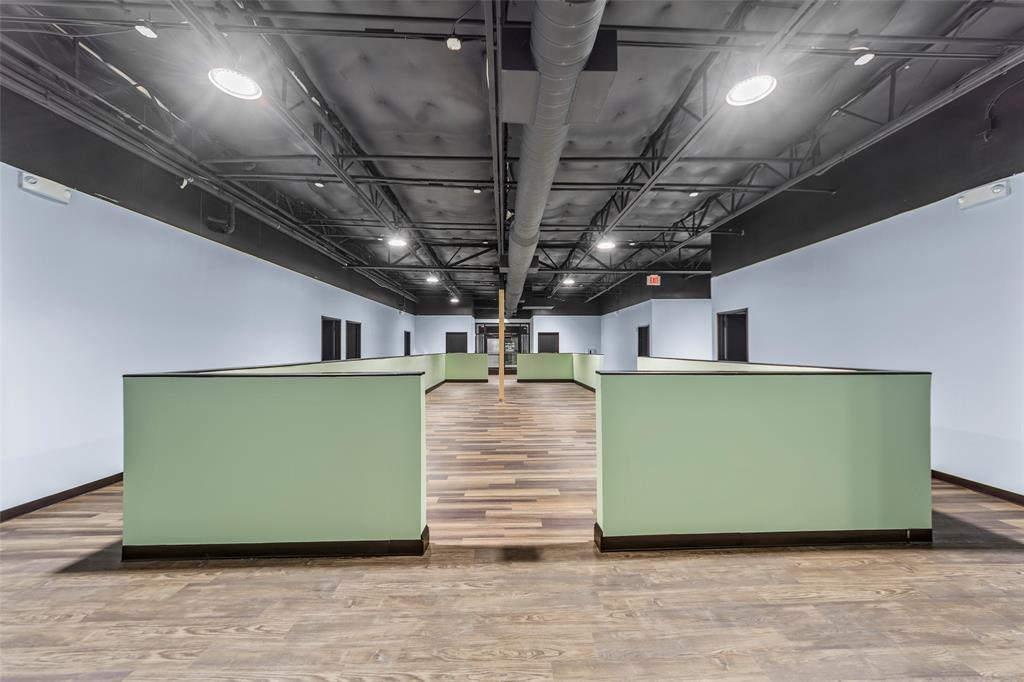 8880 N Macarthur Boulevard 100