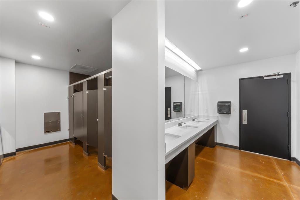 Valley Ranch Office Park - Commercial Sale